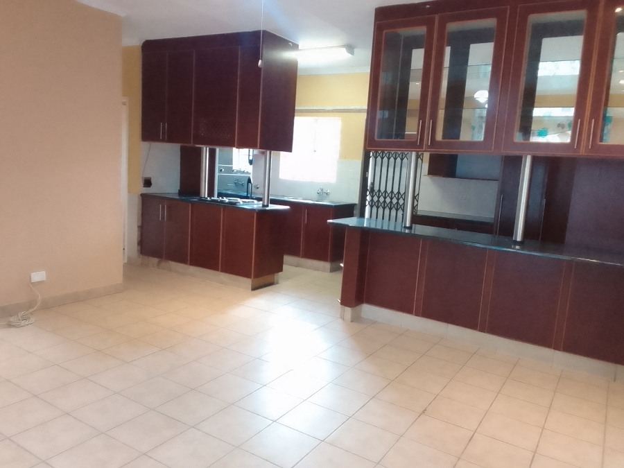 To Let 3 Bedroom Property for Rent in Geelhoutpark North West